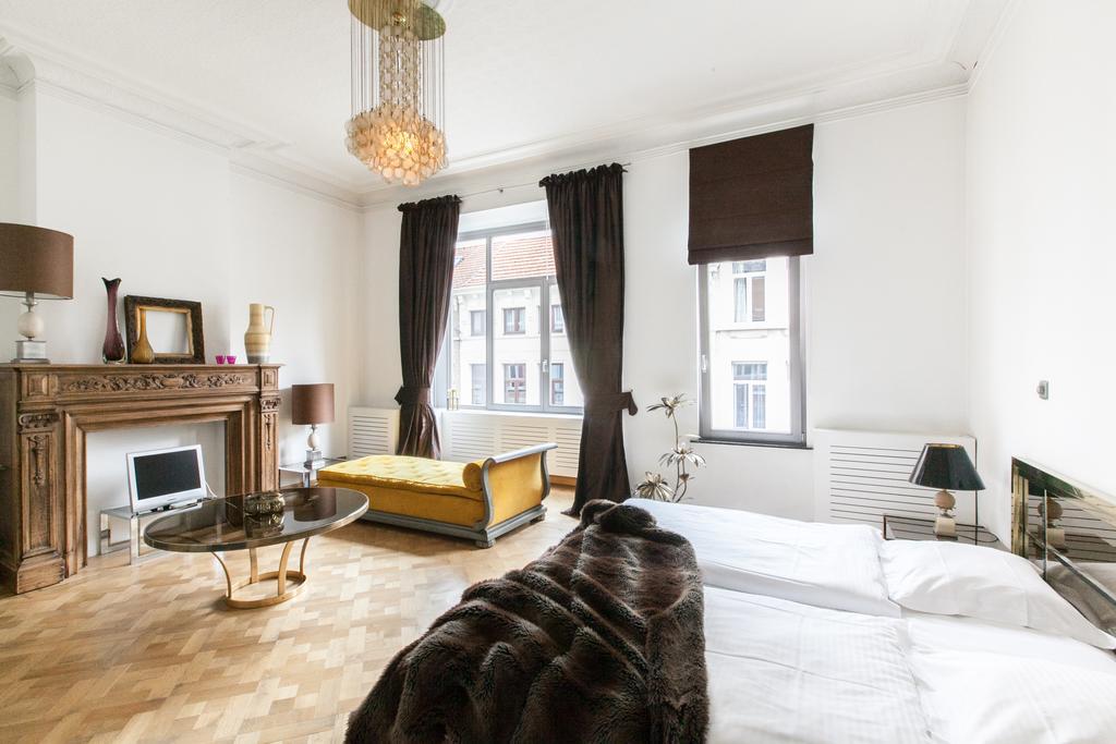 B&B Quatre20Cinq Antwerpen Kültér fotó