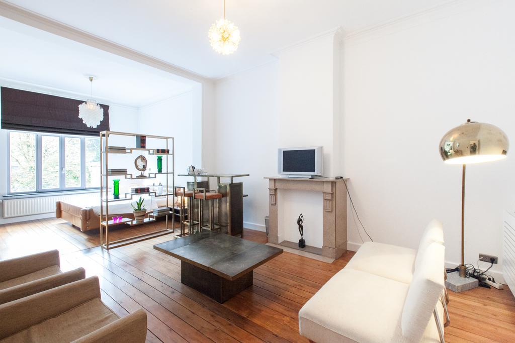 B&B Quatre20Cinq Antwerpen Kültér fotó